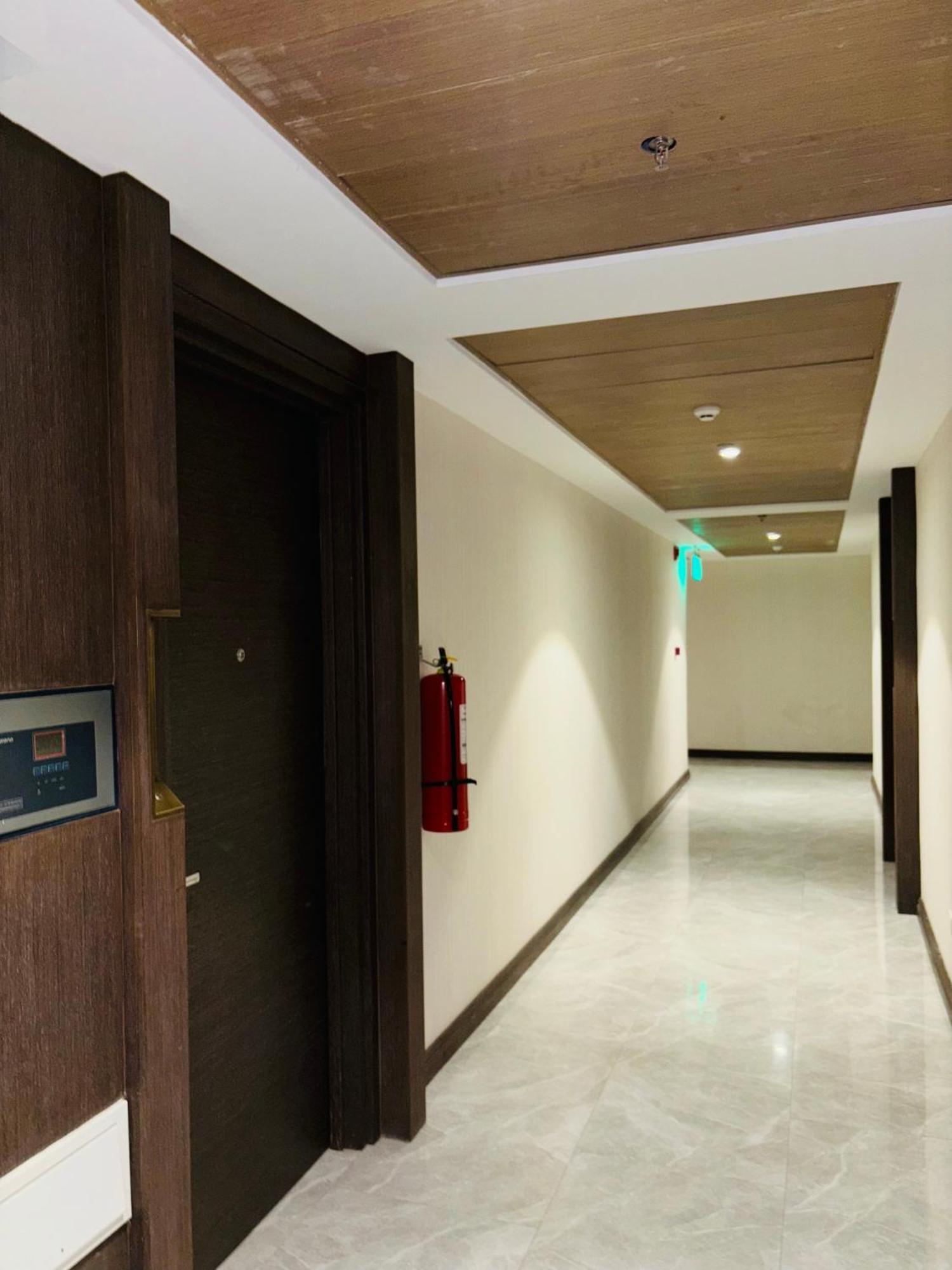 One Euphoria Prime Suite Hotel Анхелес Экстерьер фото